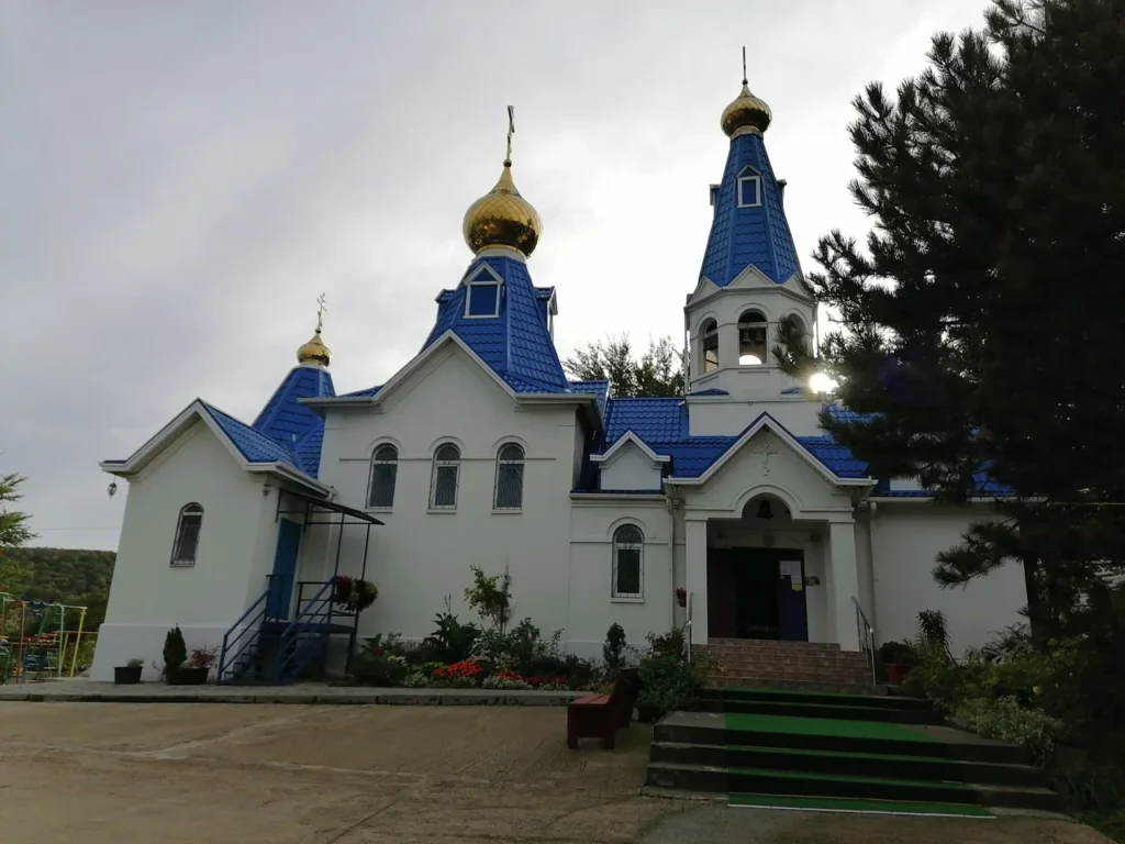 Успенская церковь